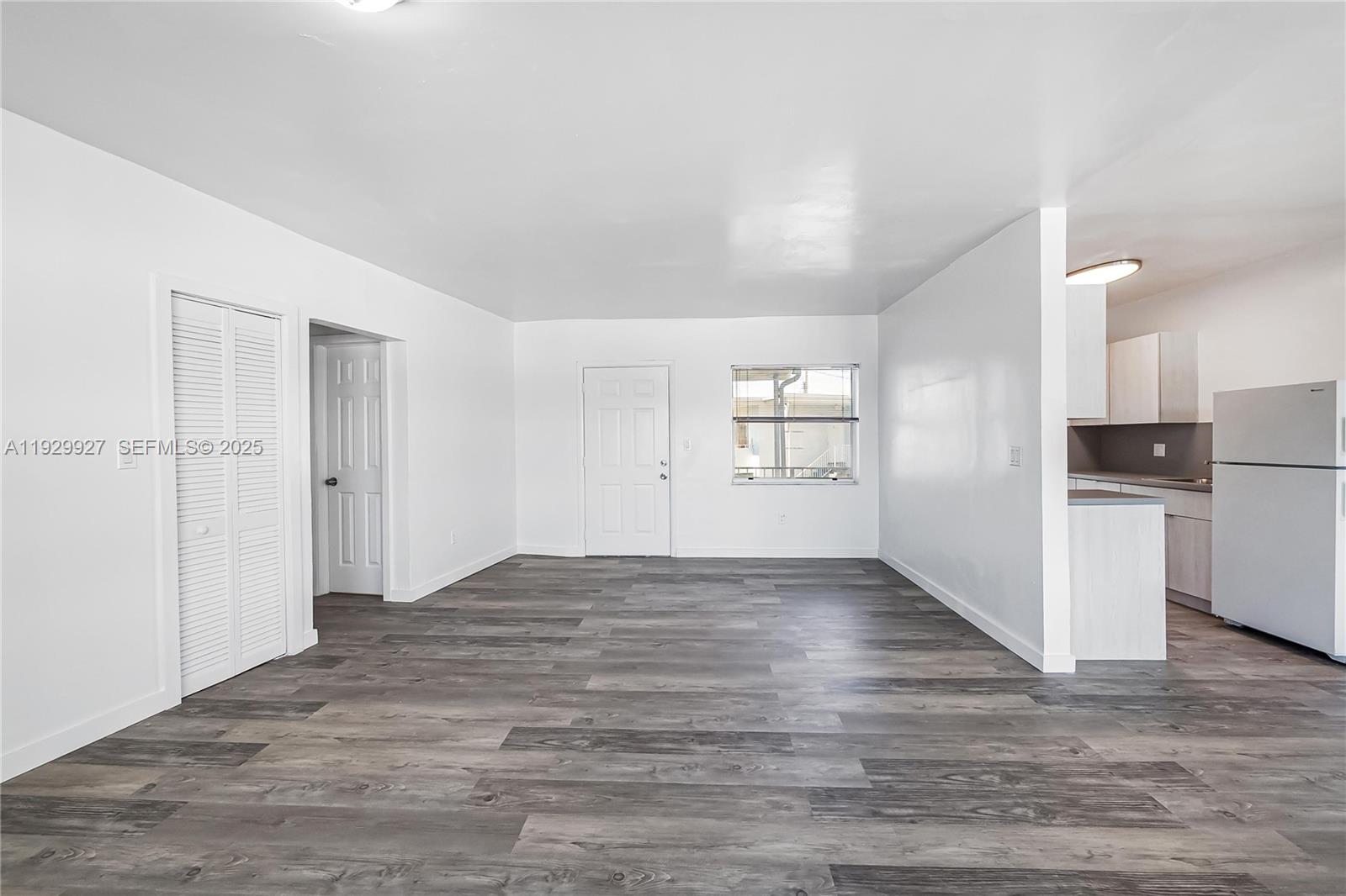 PARK VIEW ISLAND - Residential Lease