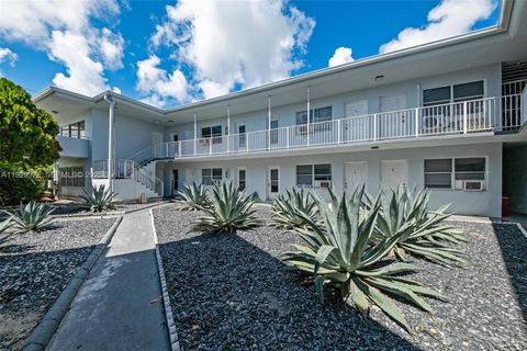 7271 Gary Ave 6 Miami Beach FL 33141