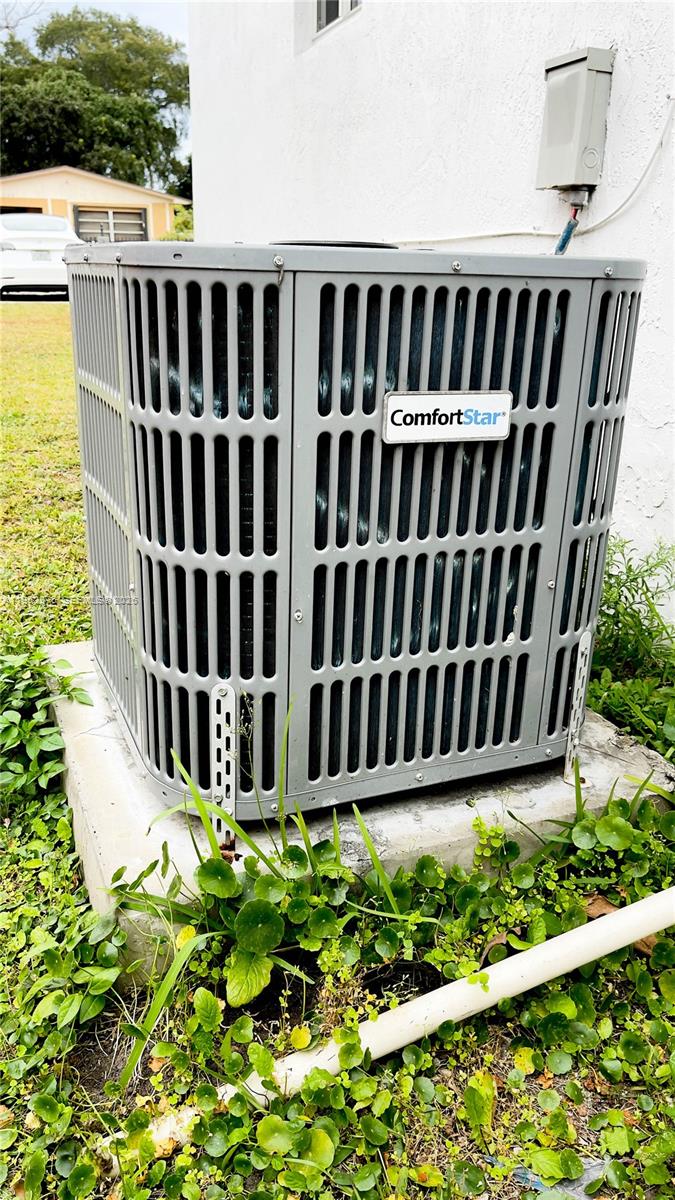 HIALEAH HEIGHTS - Residential