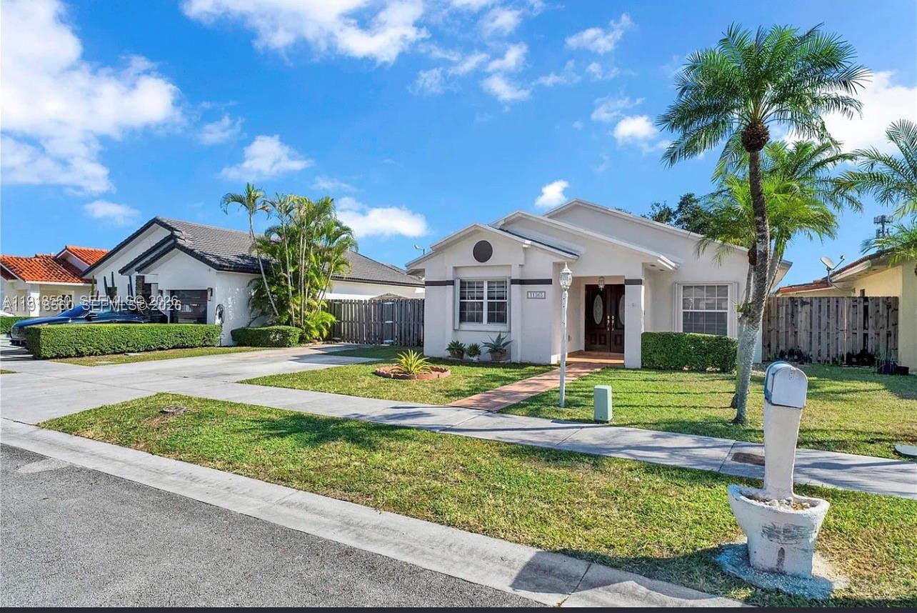 ISLAS CANARIAS HOMES - Residential