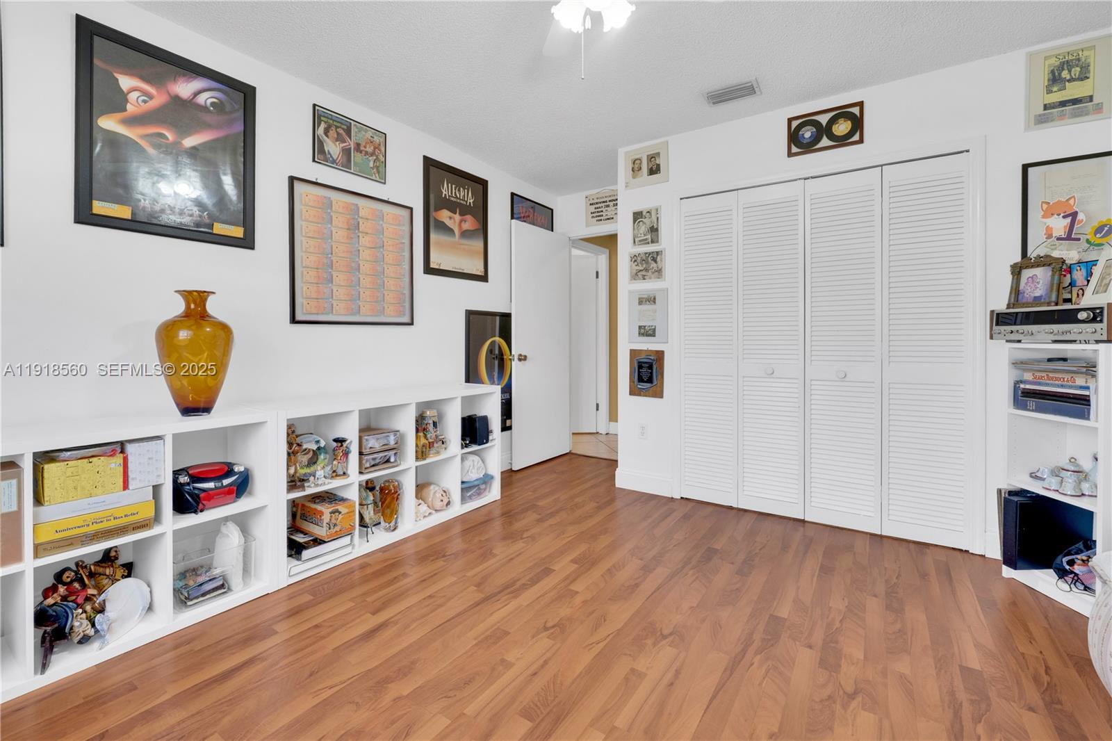 ISLAS CANARIAS HOMES - Residential