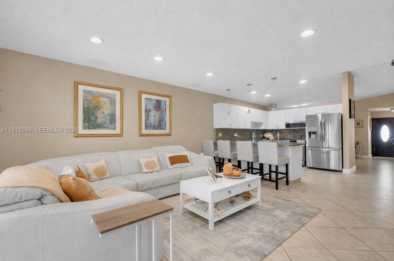 ISLAS CANARIAS HOMES - Residential