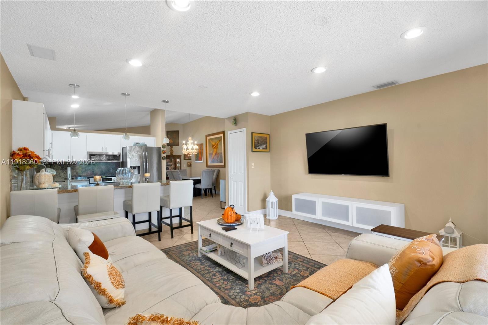 ISLAS CANARIAS HOMES - Residential