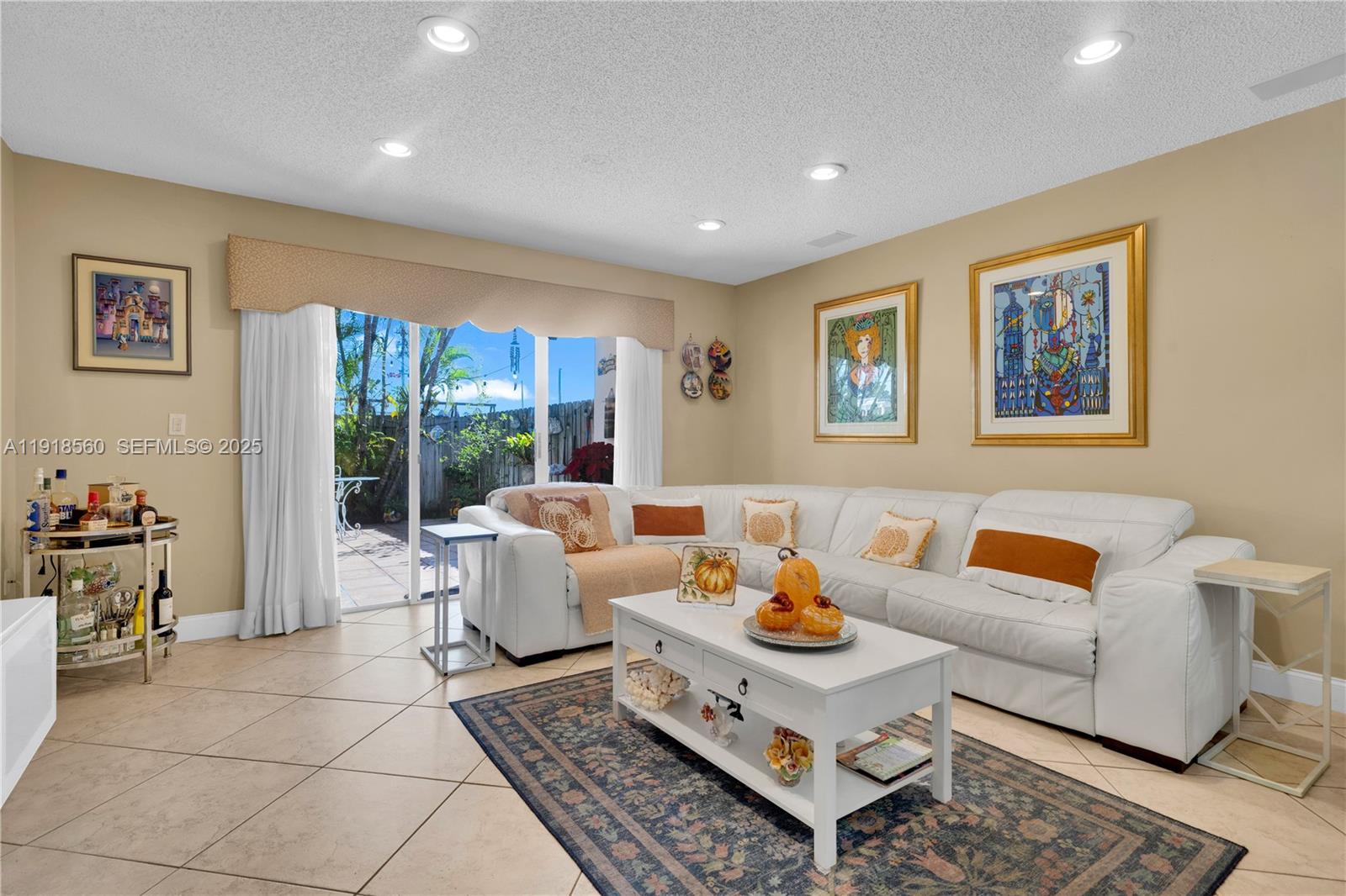 ISLAS CANARIAS HOMES - Residential