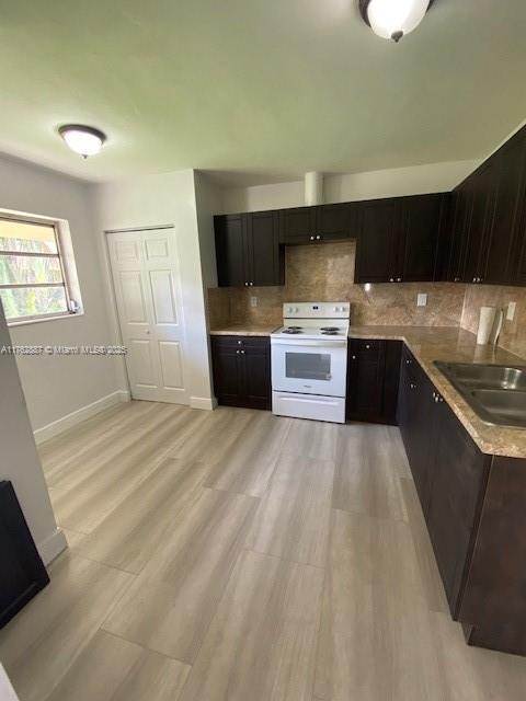 BISCAYNE GARDENS SEC B - Residential Income