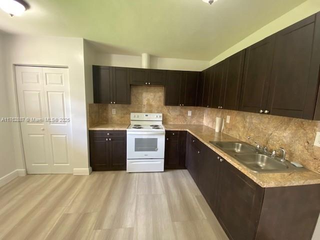 BISCAYNE GARDENS SEC B - Residential Income