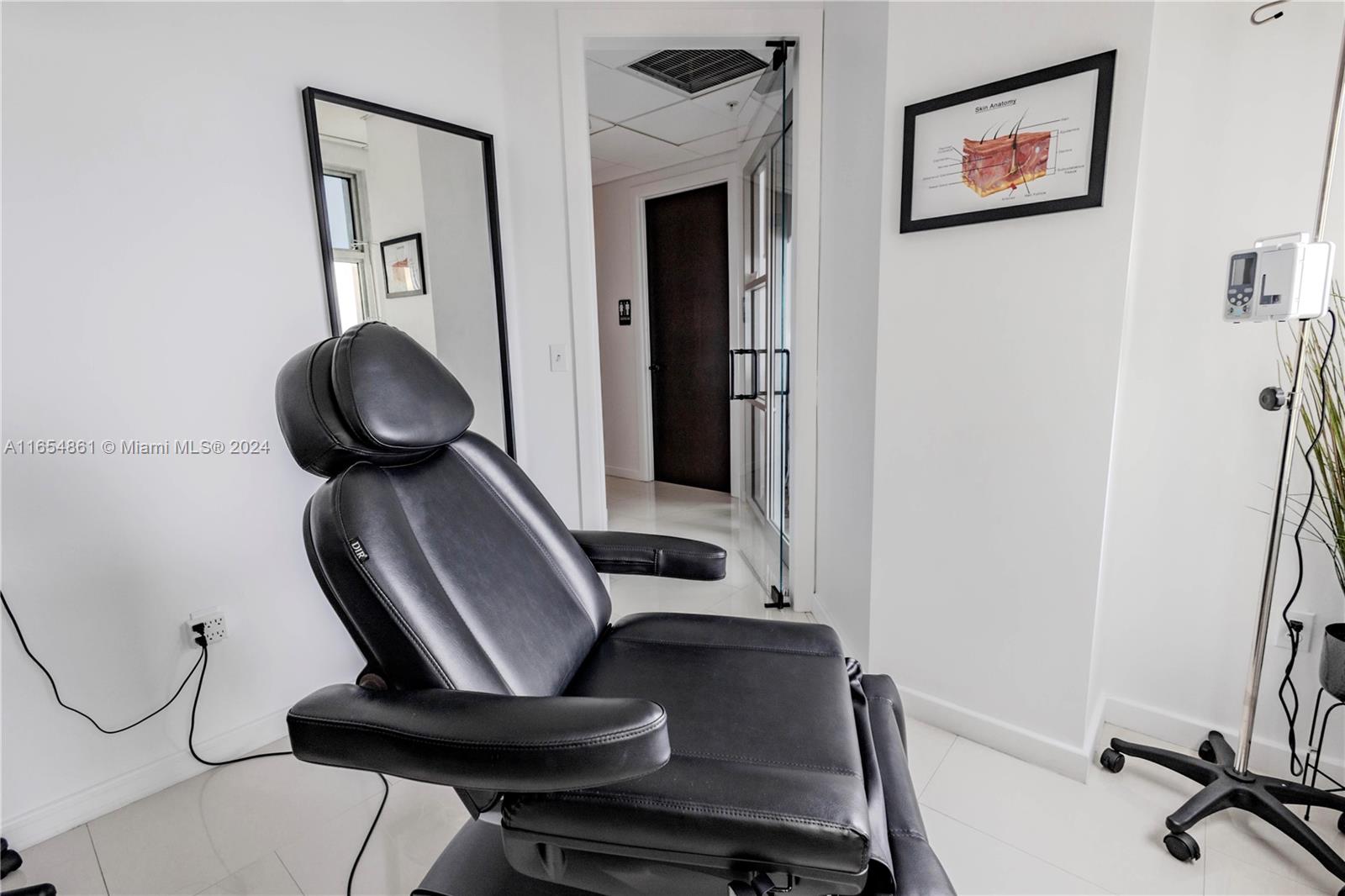 View photos, virtual tours, details... View photos, virtual tours, details...