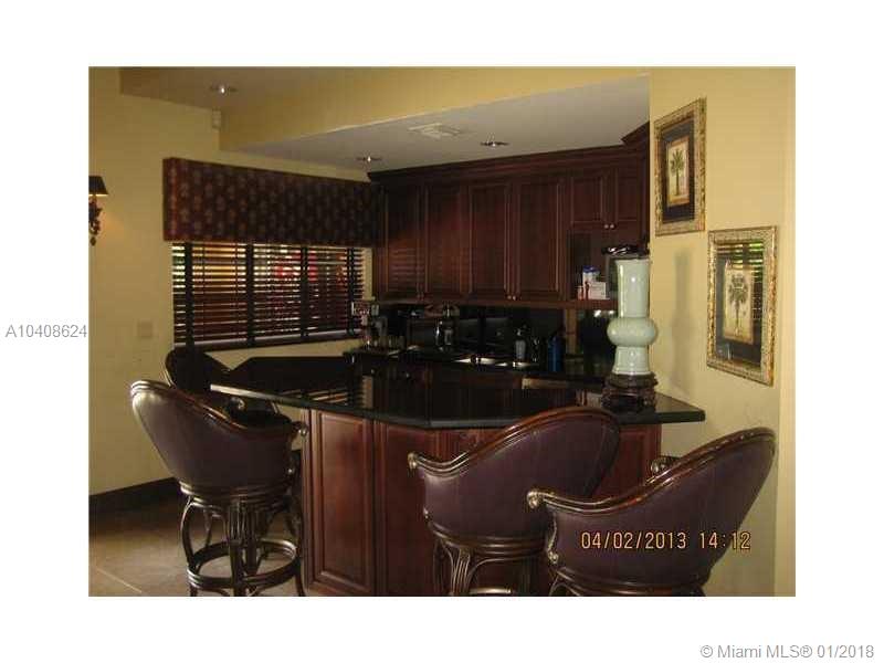 WINDWARD LAKES CONDO - Residential Lease