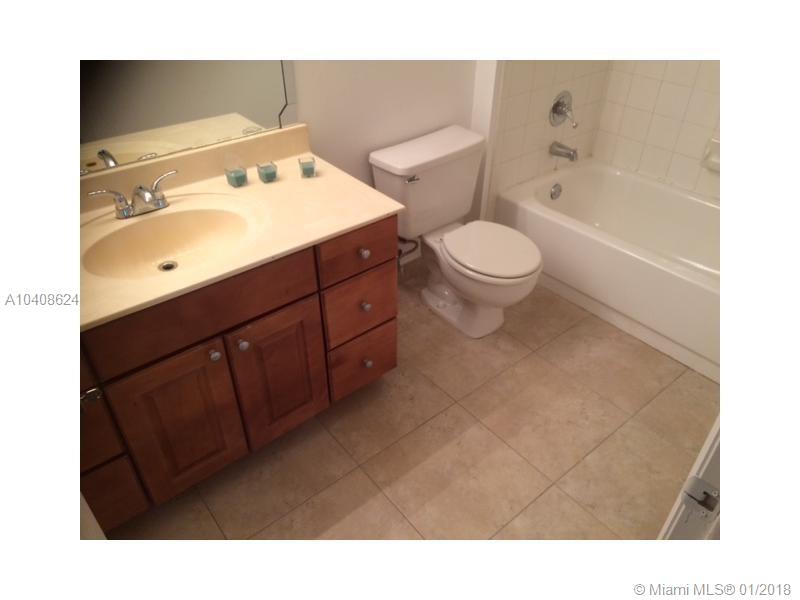 WINDWARD LAKES CONDO - Residential Lease
