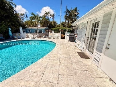 57 NE 24th St 63
