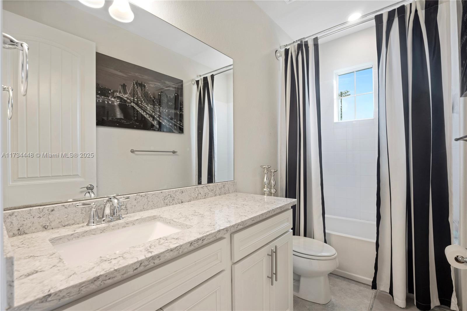 HILLCREST COUNTRY CLUB SO - Residential
