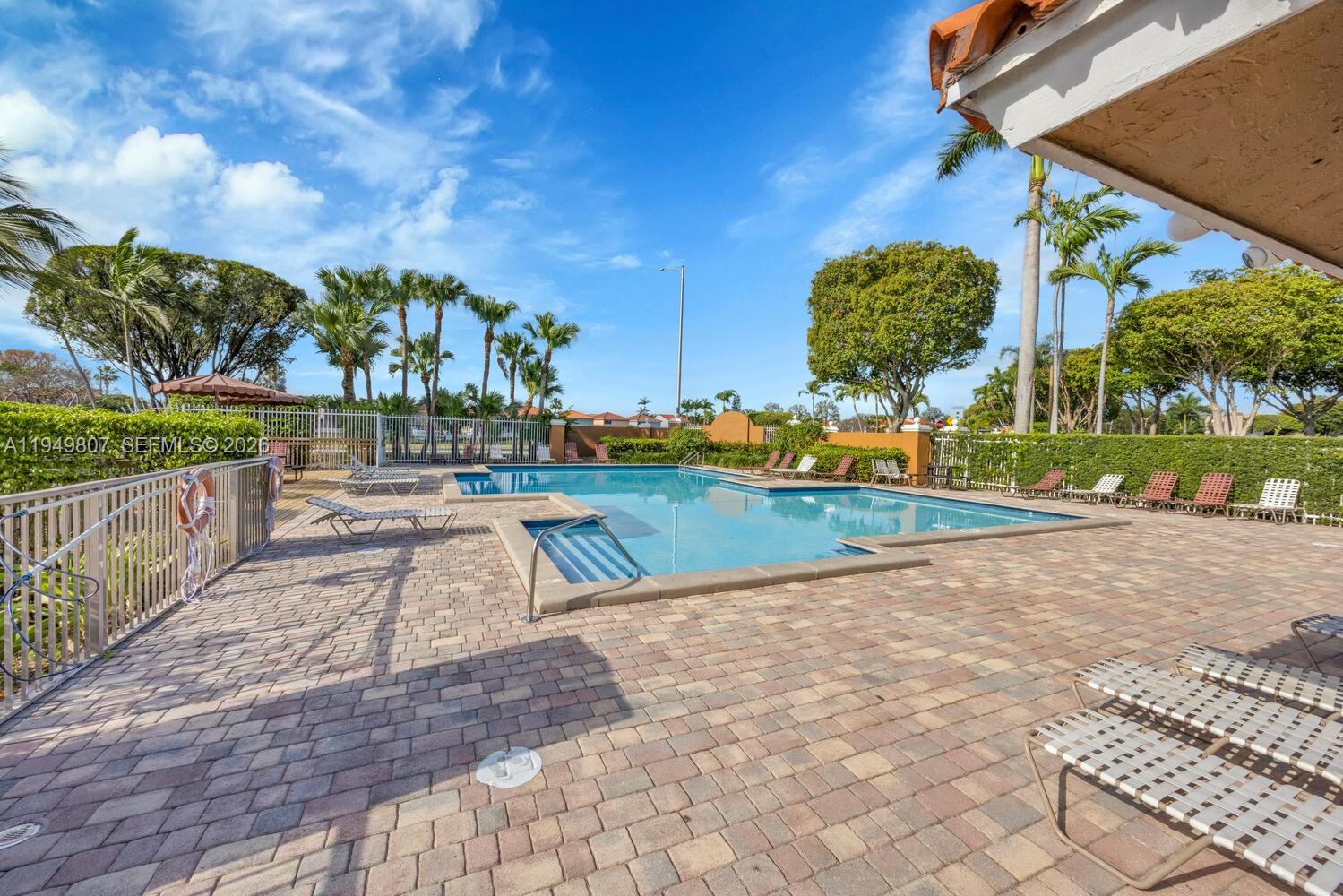 THE RIVIERA AT CORAL LAKE - Residential