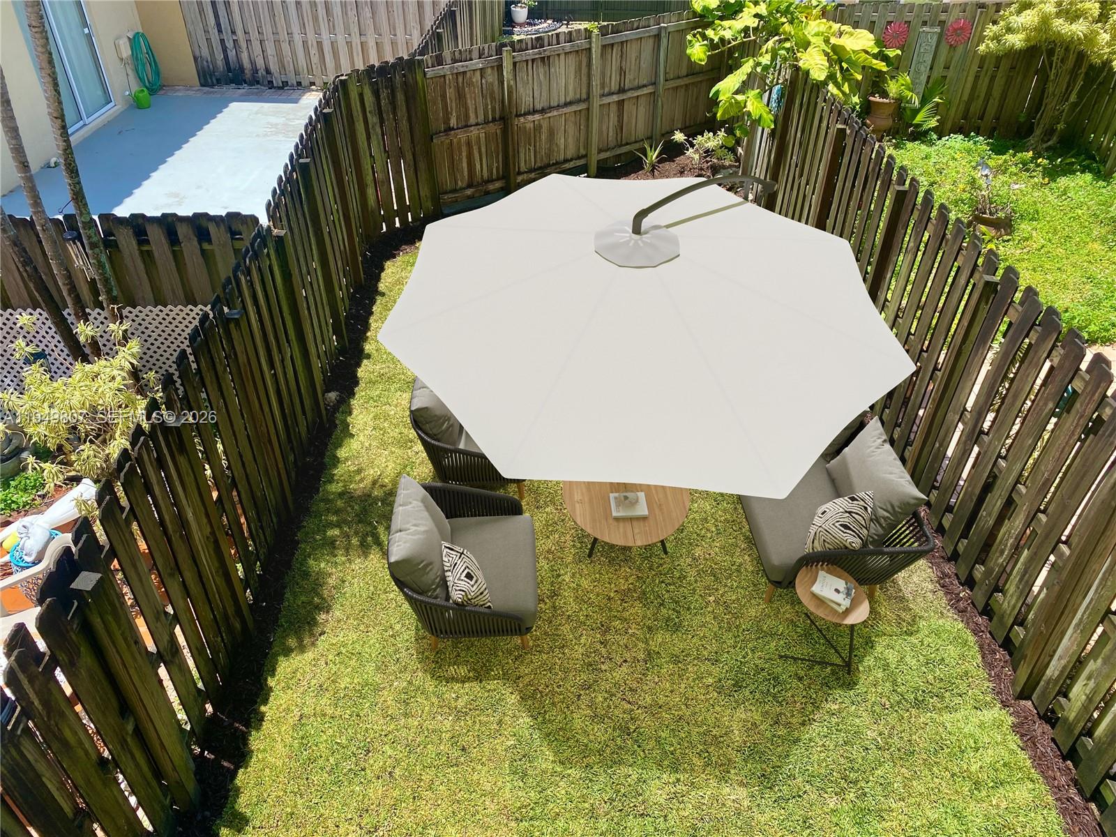 THE RIVIERA AT CORAL LAKE - Residential