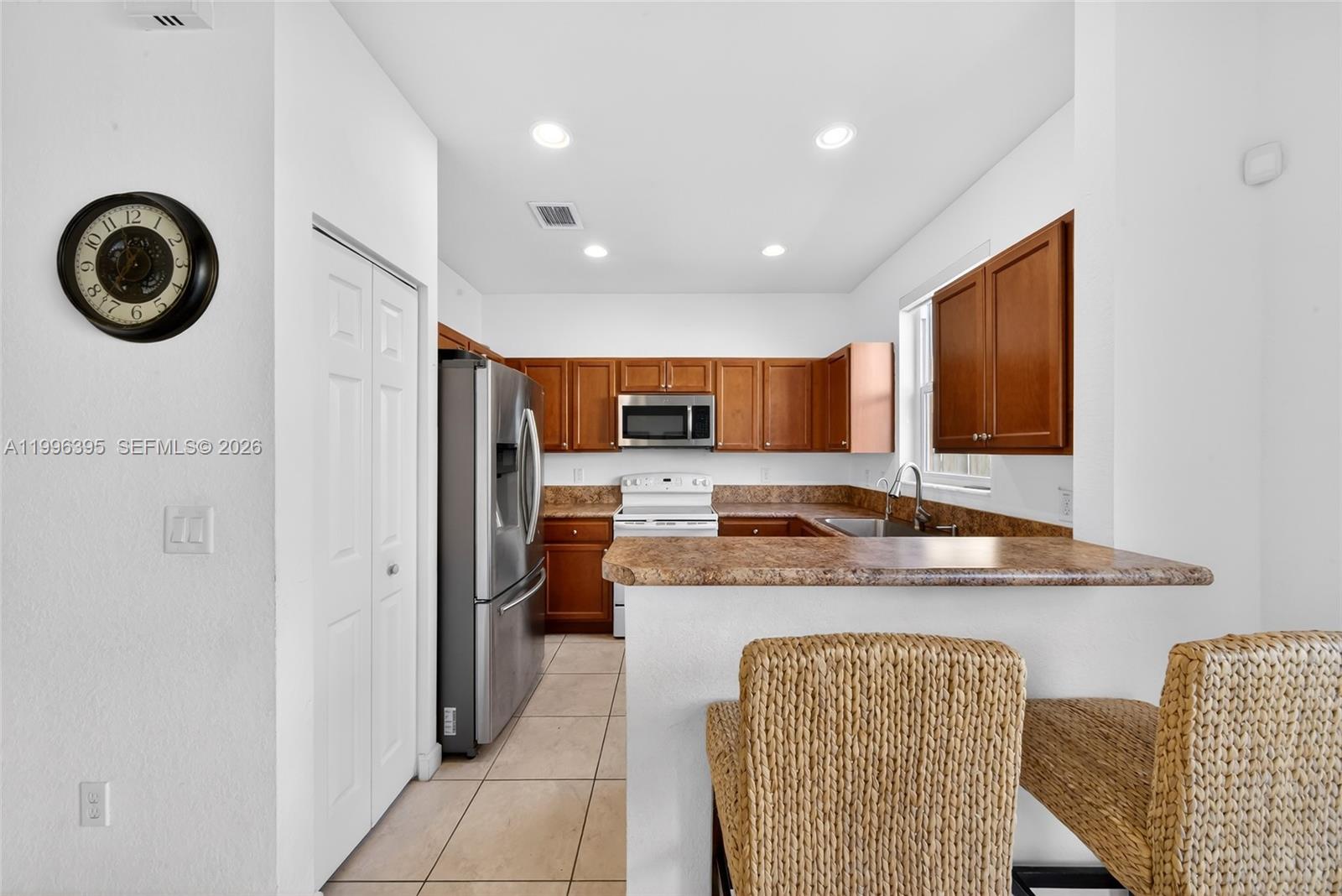 ISLANDS AT DORAL NORTHWES - Residential