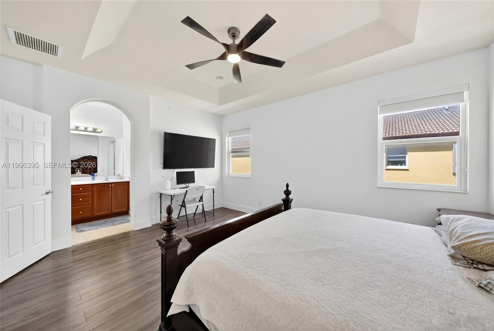 ISLANDS AT DORAL NORTHWES - Residential