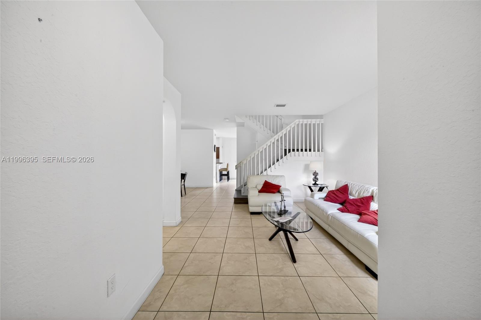 ISLANDS AT DORAL NORTHWES - Residential