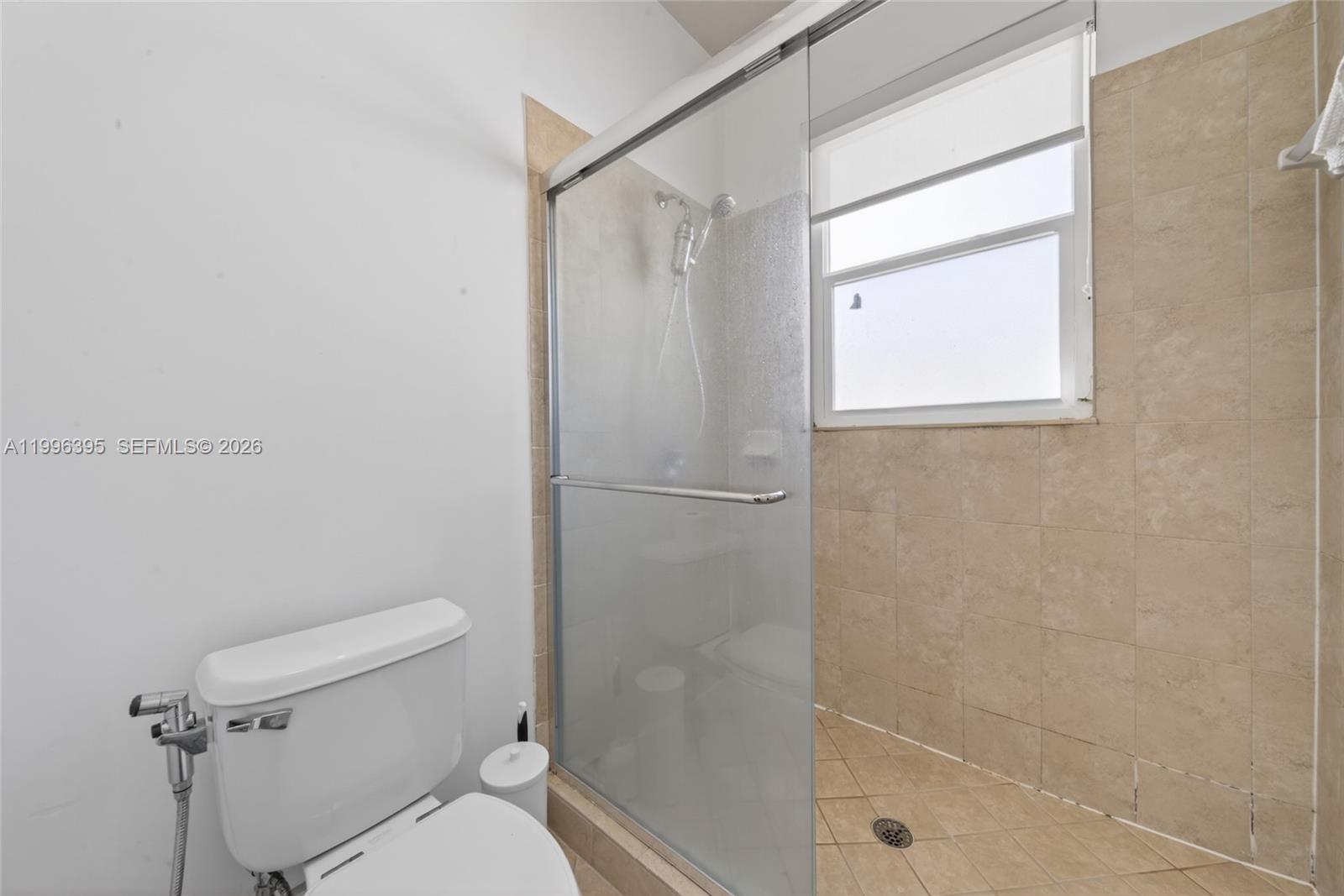 ISLANDS AT DORAL NORTHWES - Residential