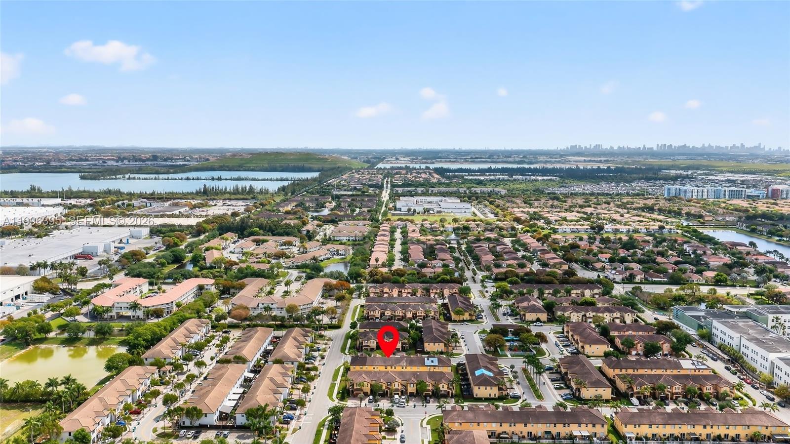 ISLANDS AT DORAL NORTHWES - Residential