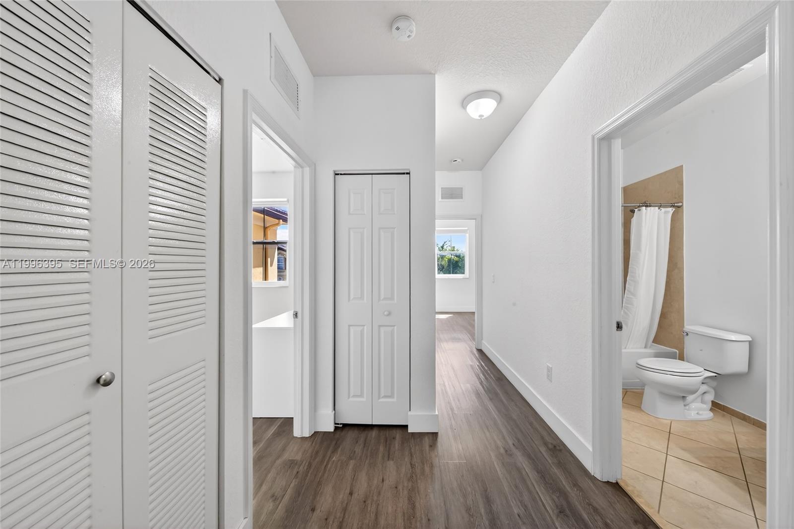 ISLANDS AT DORAL NORTHWES - Residential