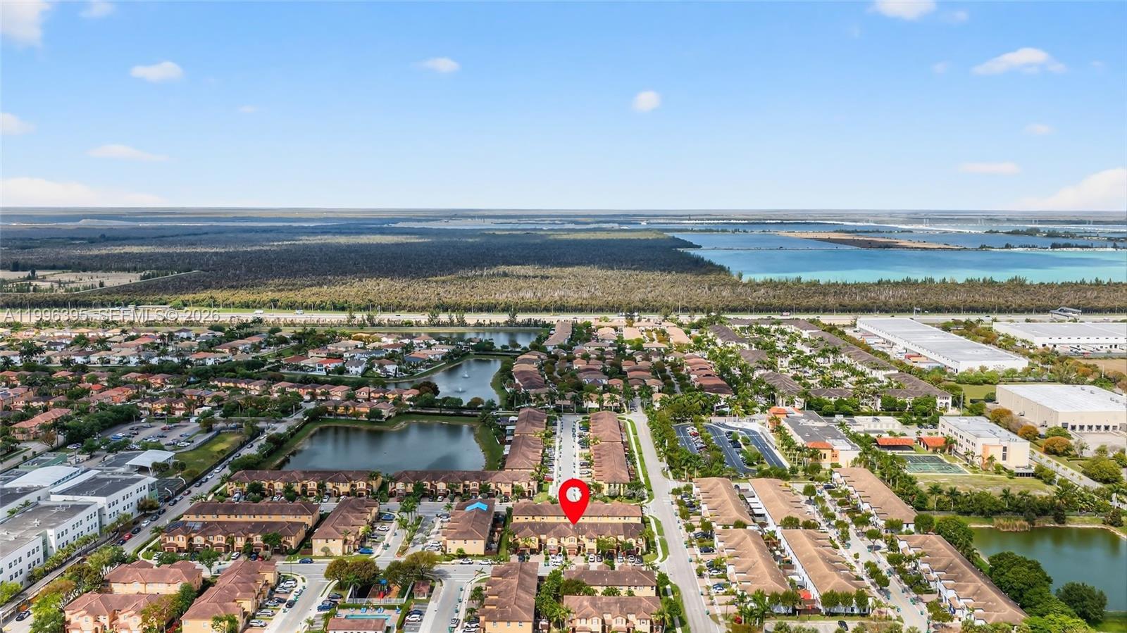 ISLANDS AT DORAL NORTHWES - Residential