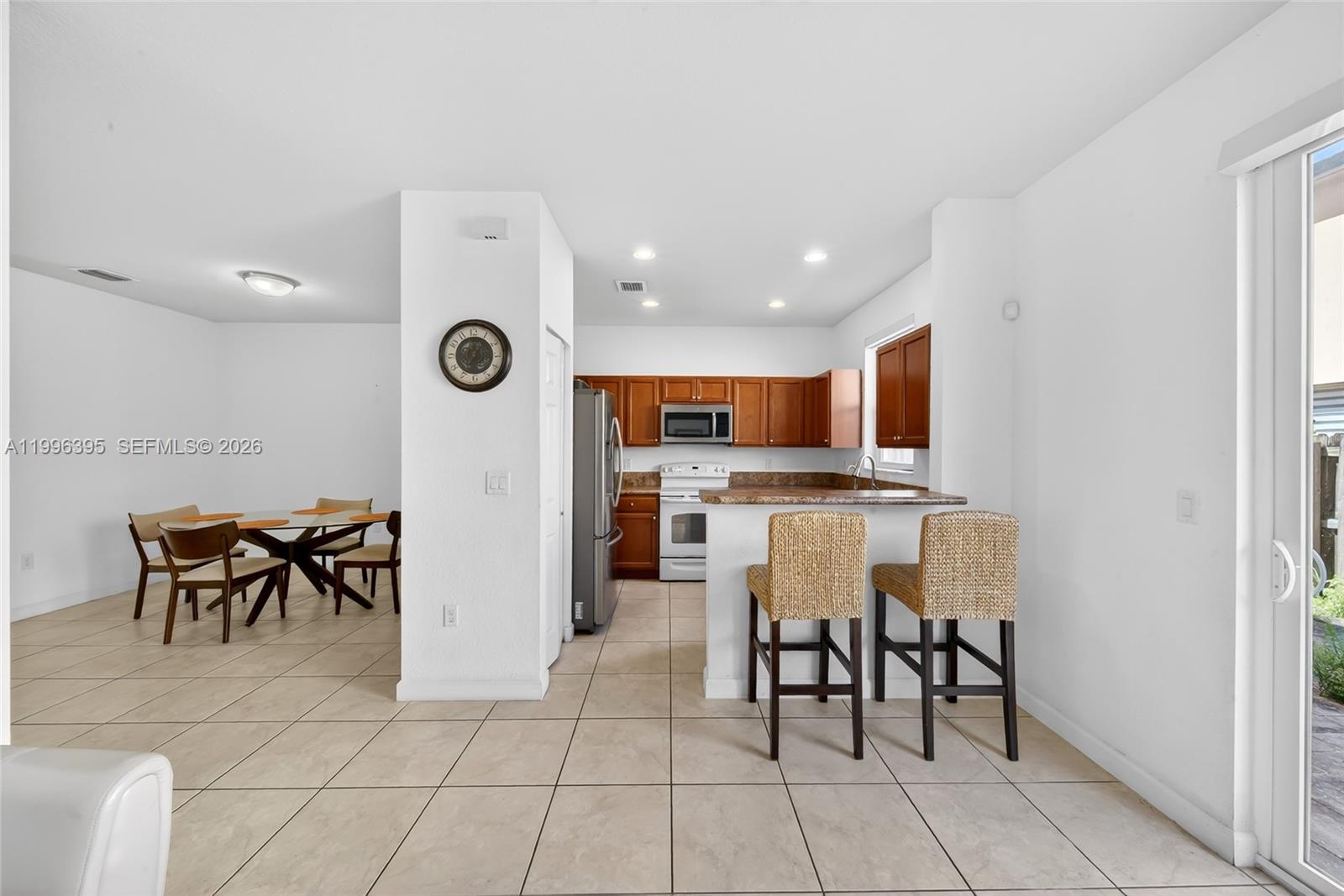 ISLANDS AT DORAL NORTHWES - Residential