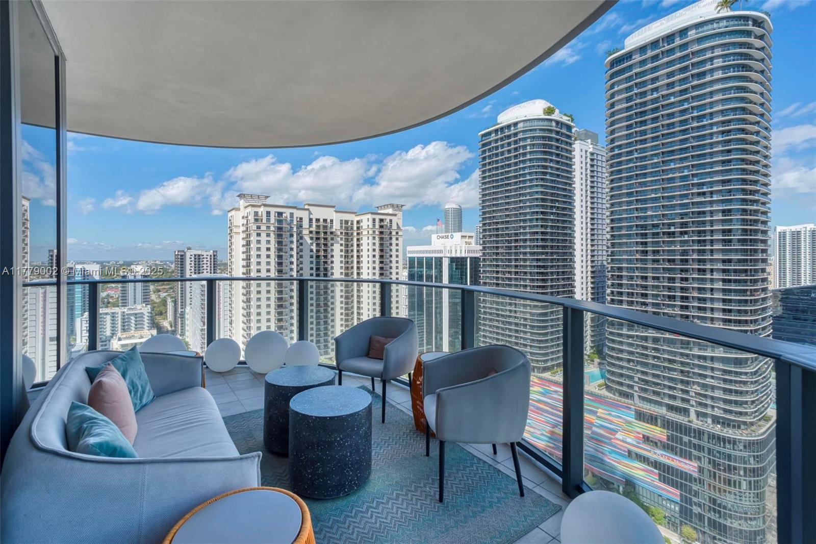 search properties 2 1000 Brickell Plz 2912