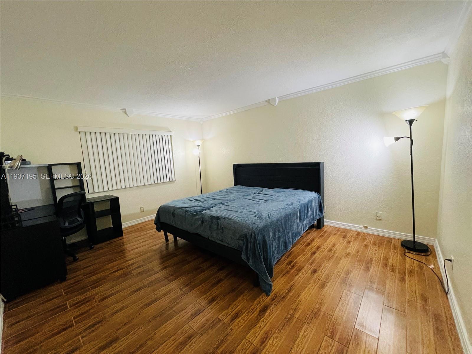 SADDLE CLUB GARDEN APTS - Residential