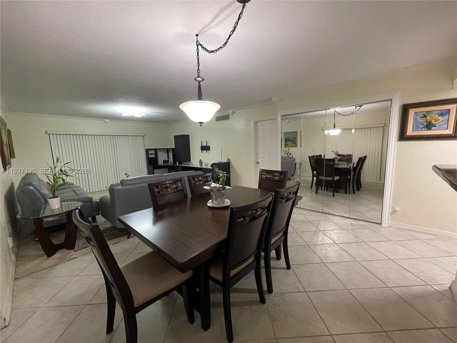 SADDLE CLUB GARDEN APTS - Residential