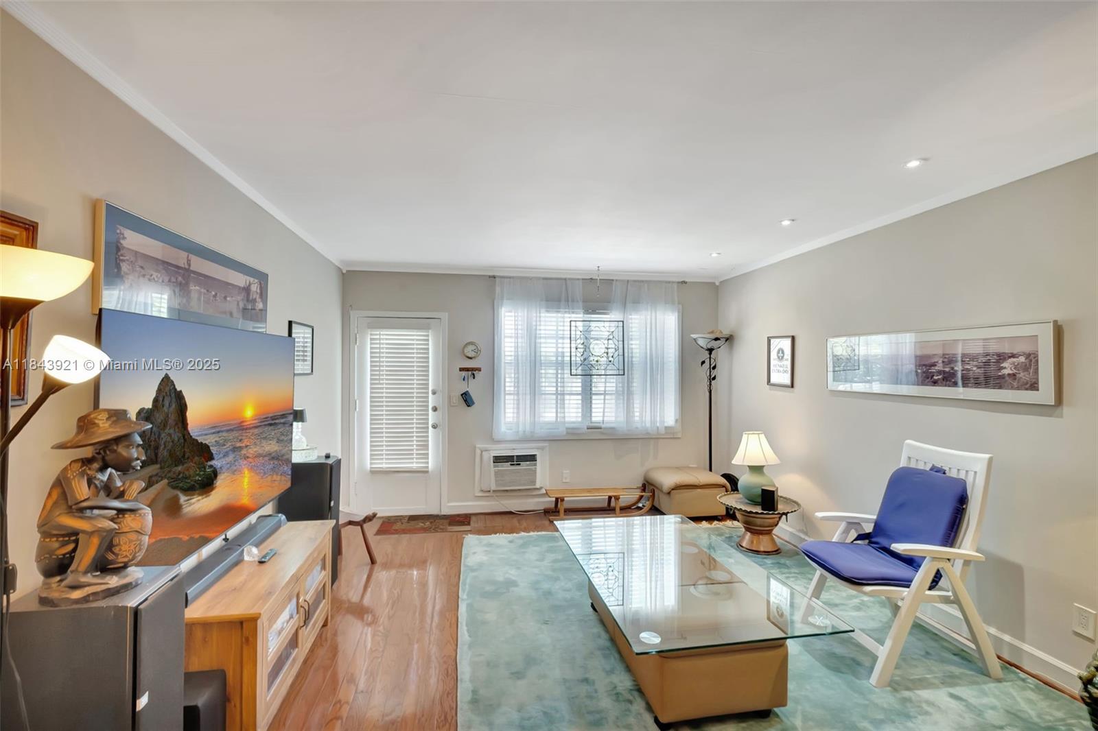 ESPANOLA WAY VILLAS CONDO - Residential