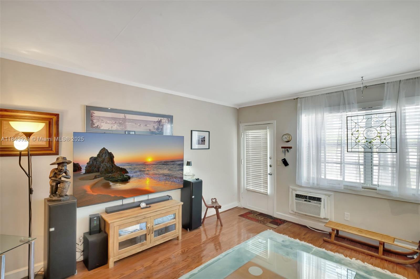 ESPANOLA WAY VILLAS CONDO - Residential