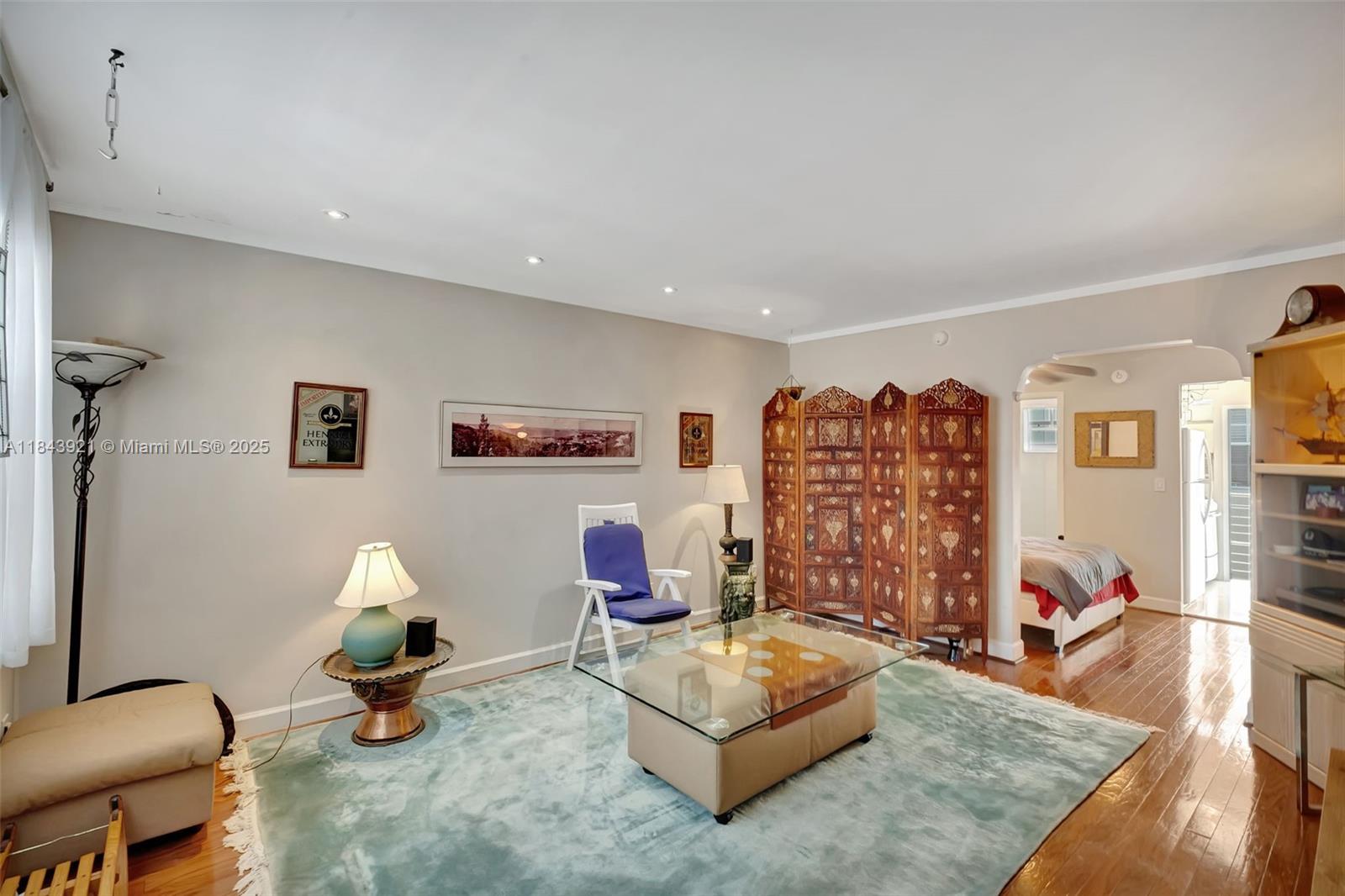 ESPANOLA WAY VILLAS CONDO - Residential