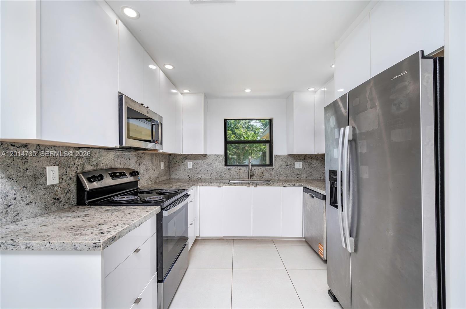 SUNNYSIDE ESTATES - Residential
