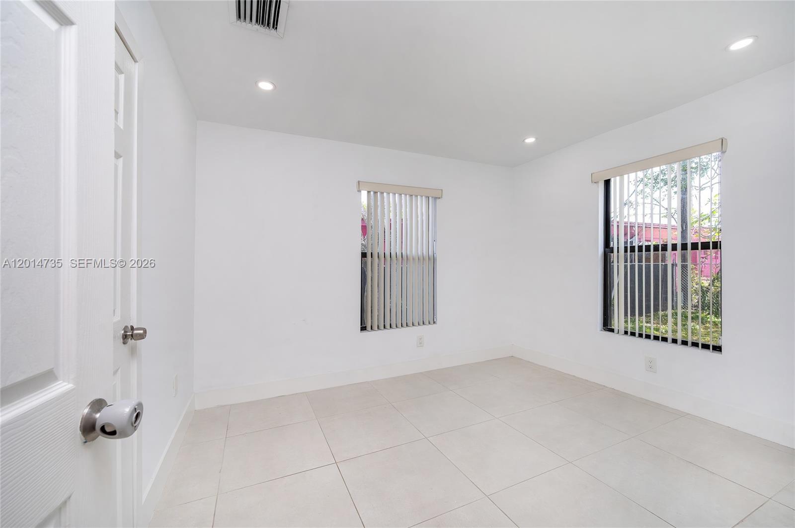 SUNNYSIDE ESTATES - Residential