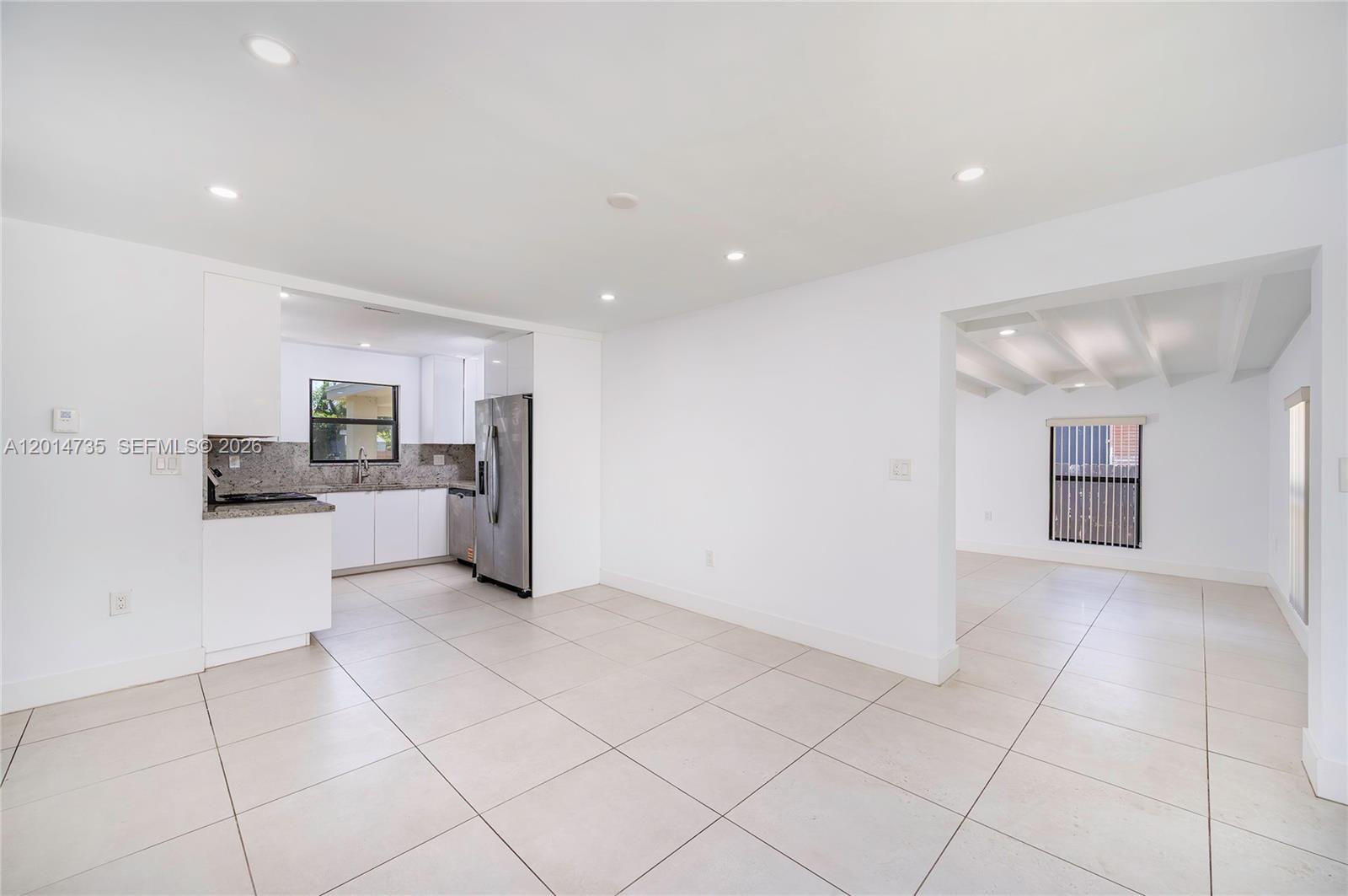 SUNNYSIDE ESTATES - Residential