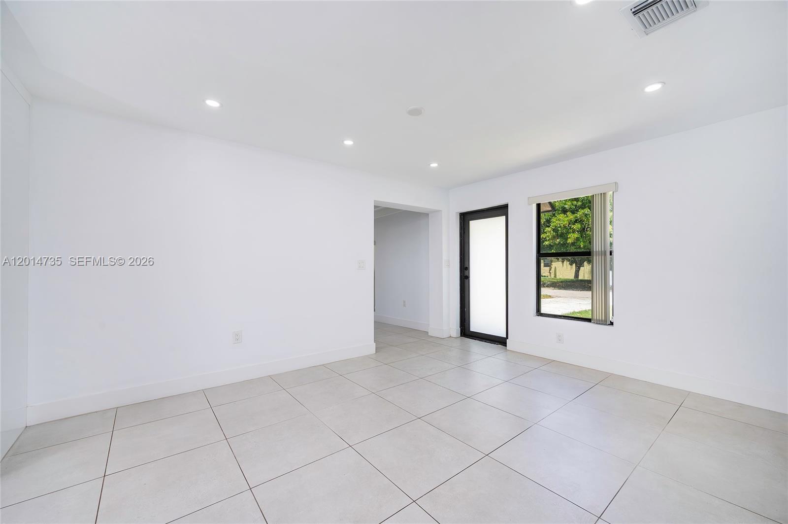SUNNYSIDE ESTATES - Residential
