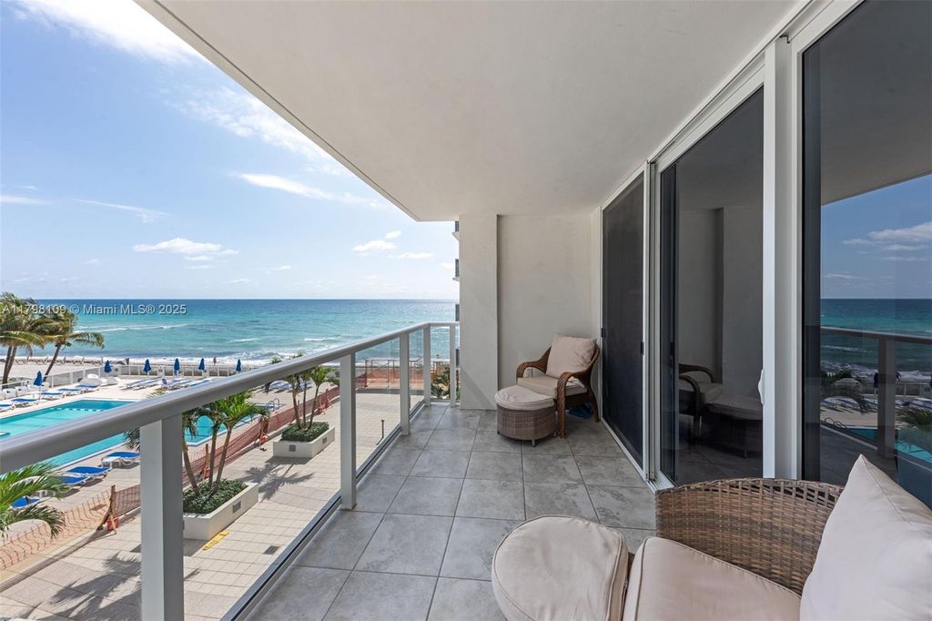 Photo of 2751 S Ocean Dr #403S, Hollywood, FL 33019 (MLS # A11798109)