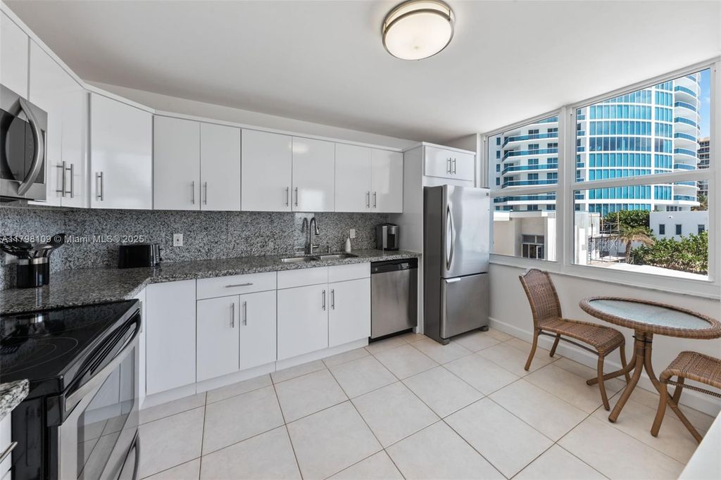 Photo of 2751 S Ocean Dr #403S, Hollywood, FL 33019 (MLS # A11798109)