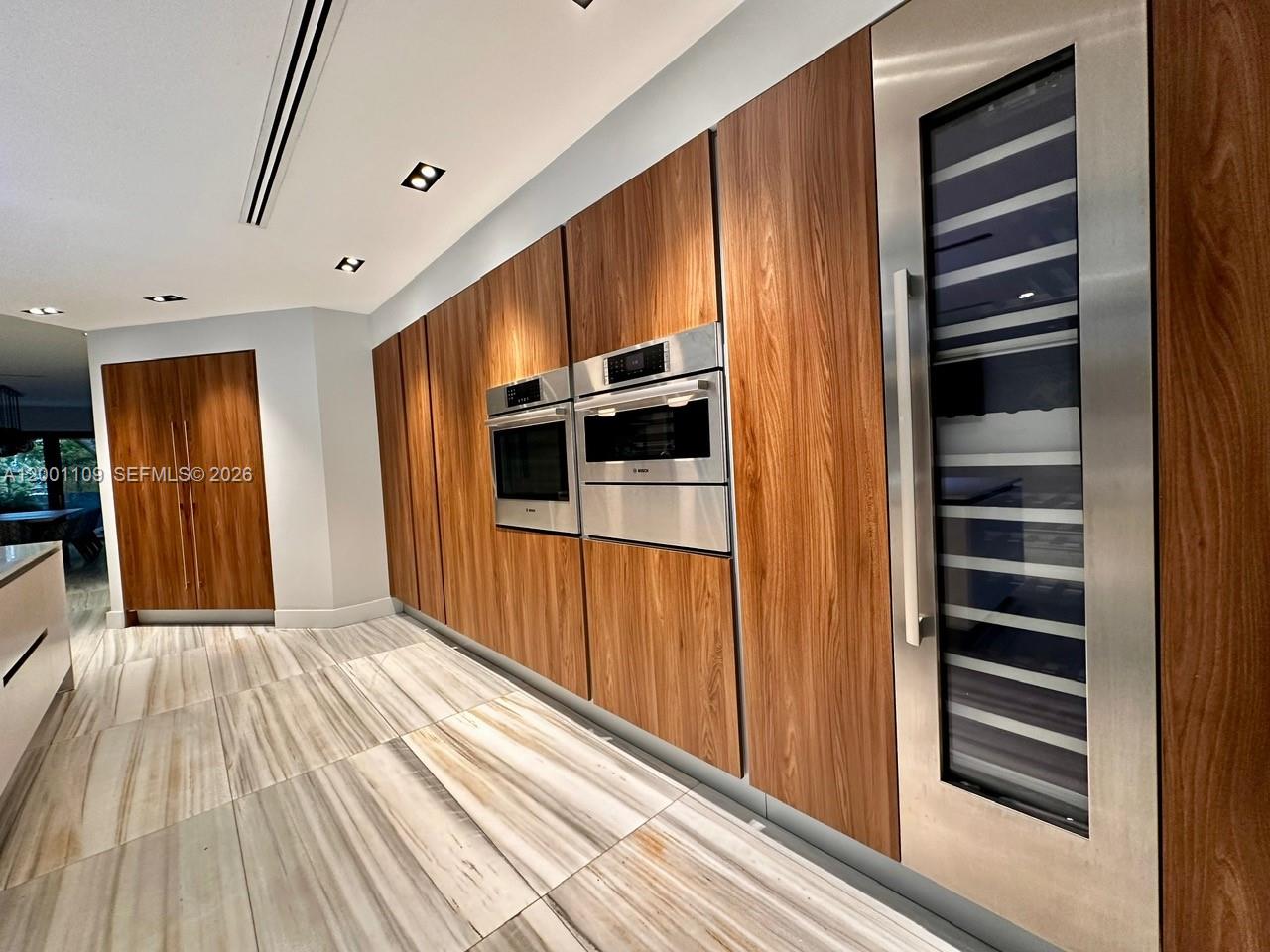 SWEETWATER ESTS SUB - Residential Lease