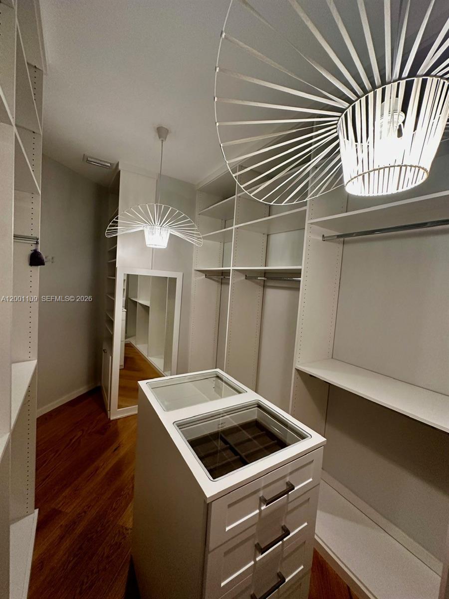 SWEETWATER ESTS SUB - Residential Lease