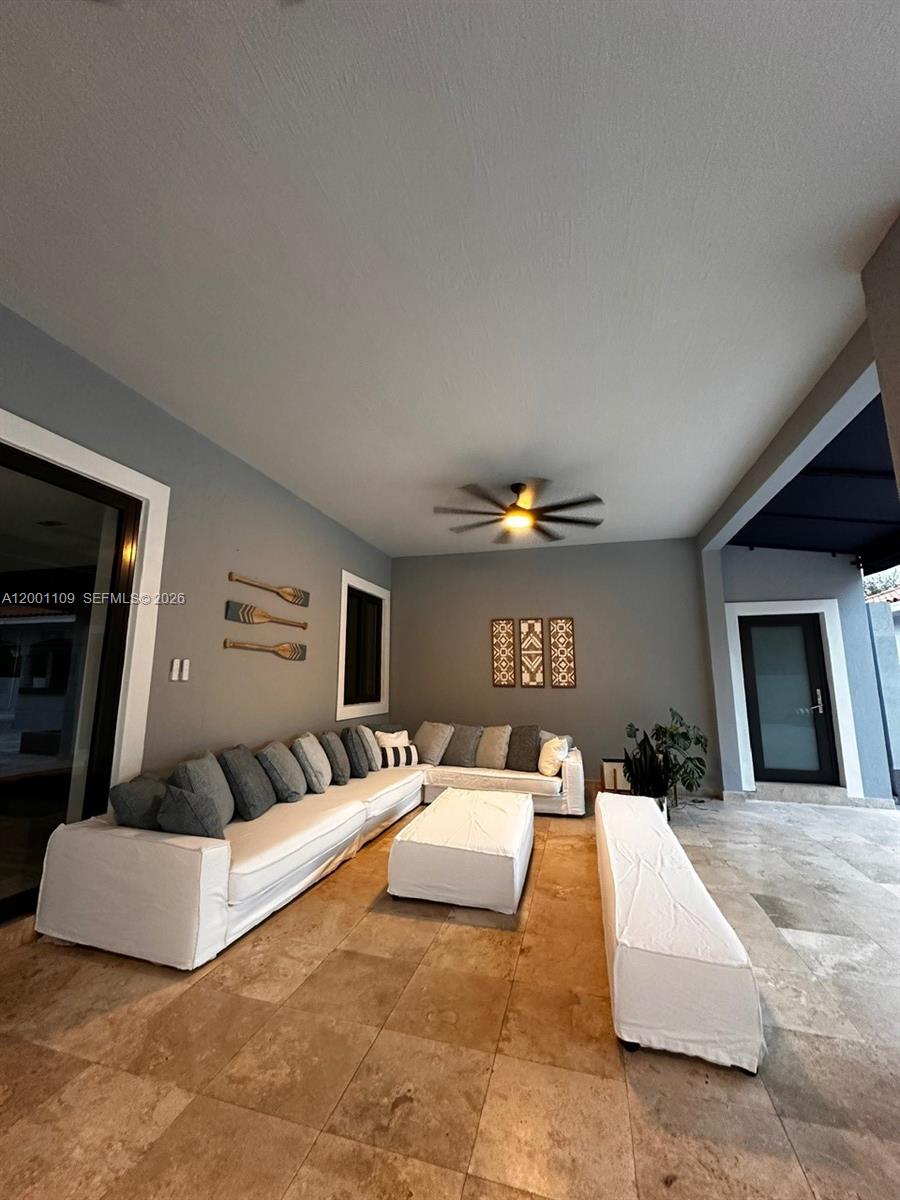 SWEETWATER ESTS SUB - Residential Lease