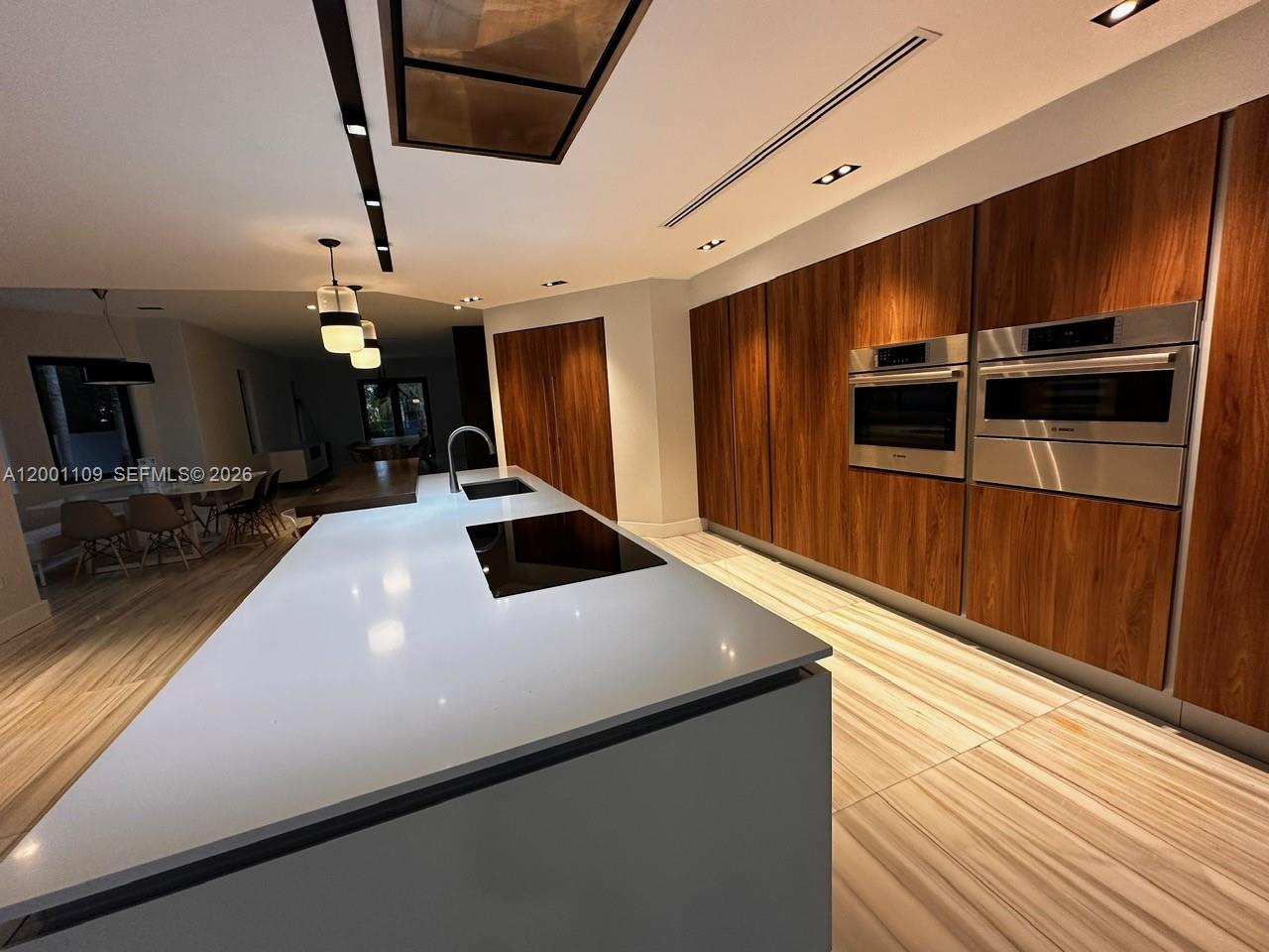 SWEETWATER ESTS SUB - Residential Lease