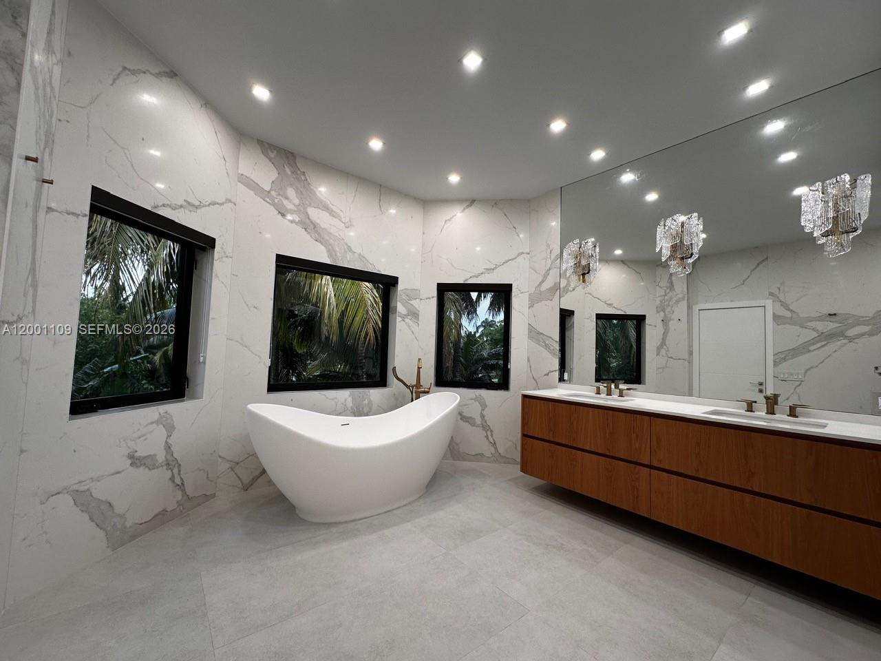 SWEETWATER ESTS SUB - Residential Lease