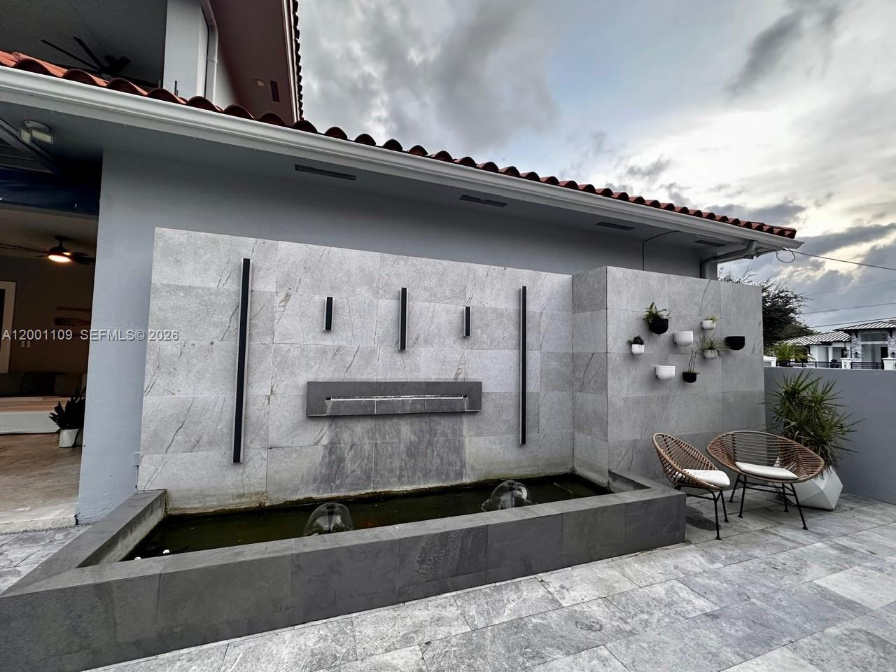 SWEETWATER ESTS SUB - Residential Lease