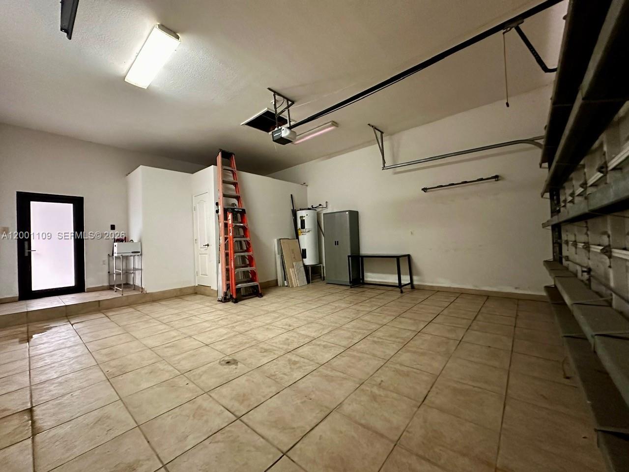 SWEETWATER ESTS SUB - Residential Lease