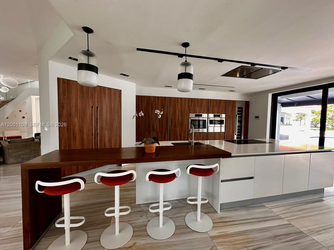 SWEETWATER ESTS SUB - Residential Lease