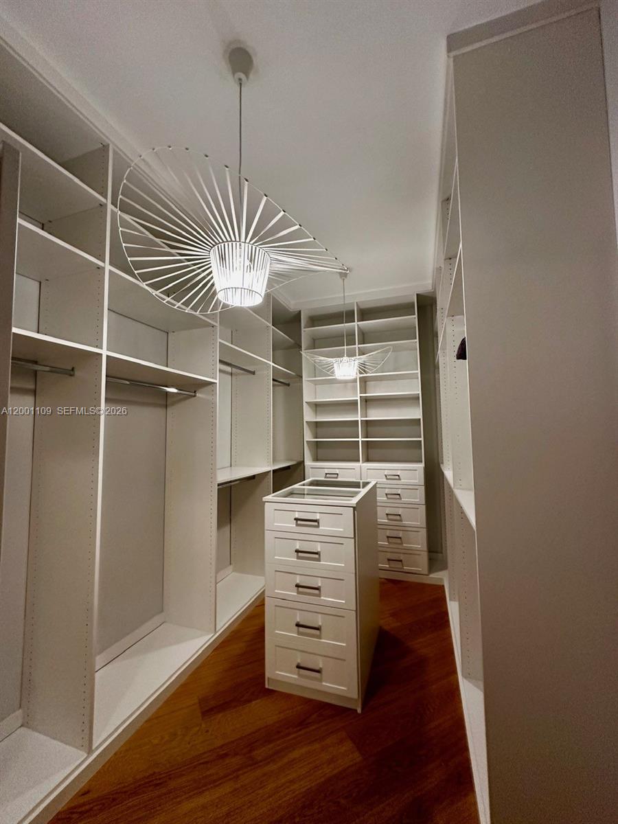 SWEETWATER ESTS SUB - Residential Lease