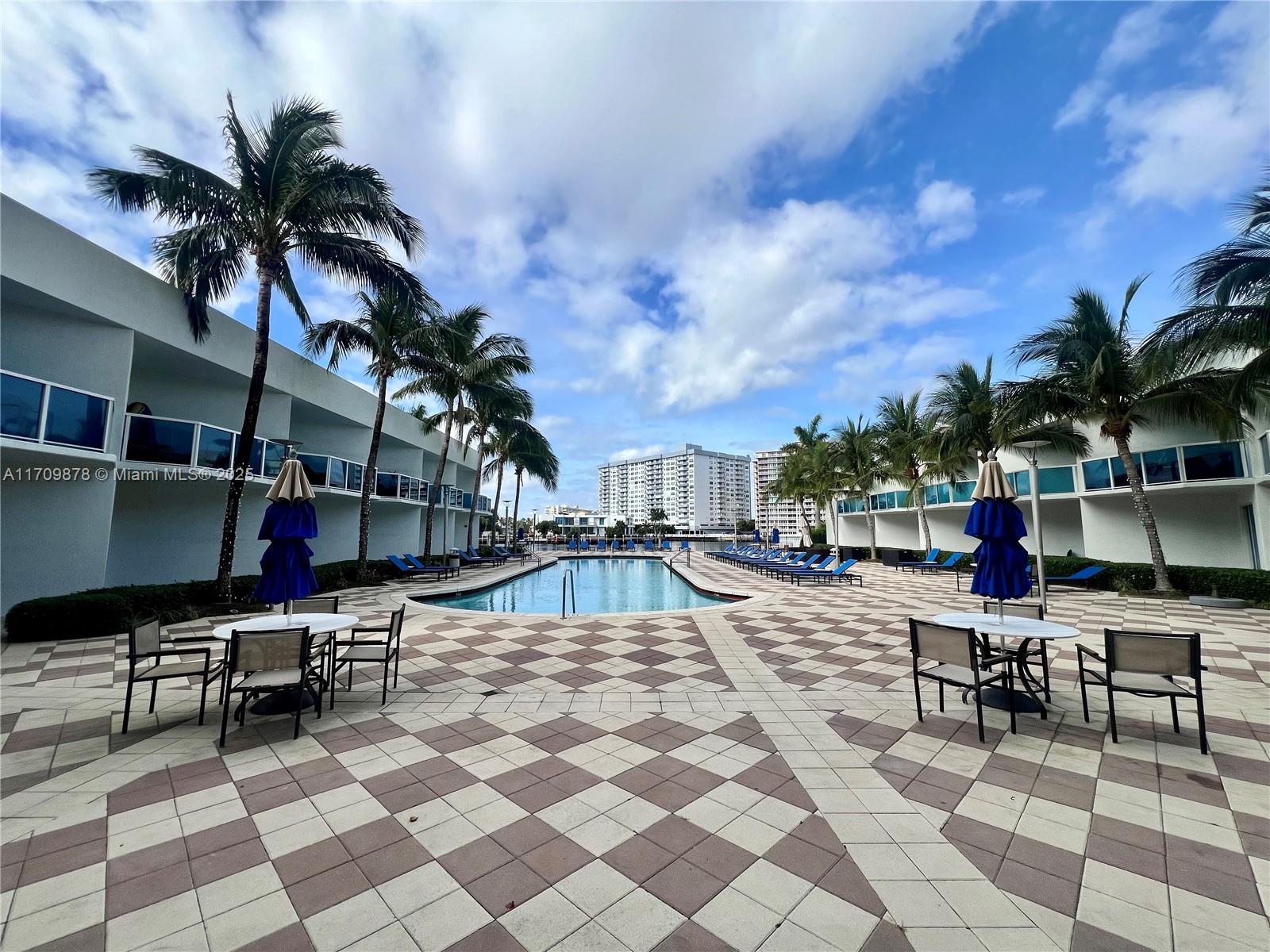 OCEAN MARINE YACHT CLUB C - Residential