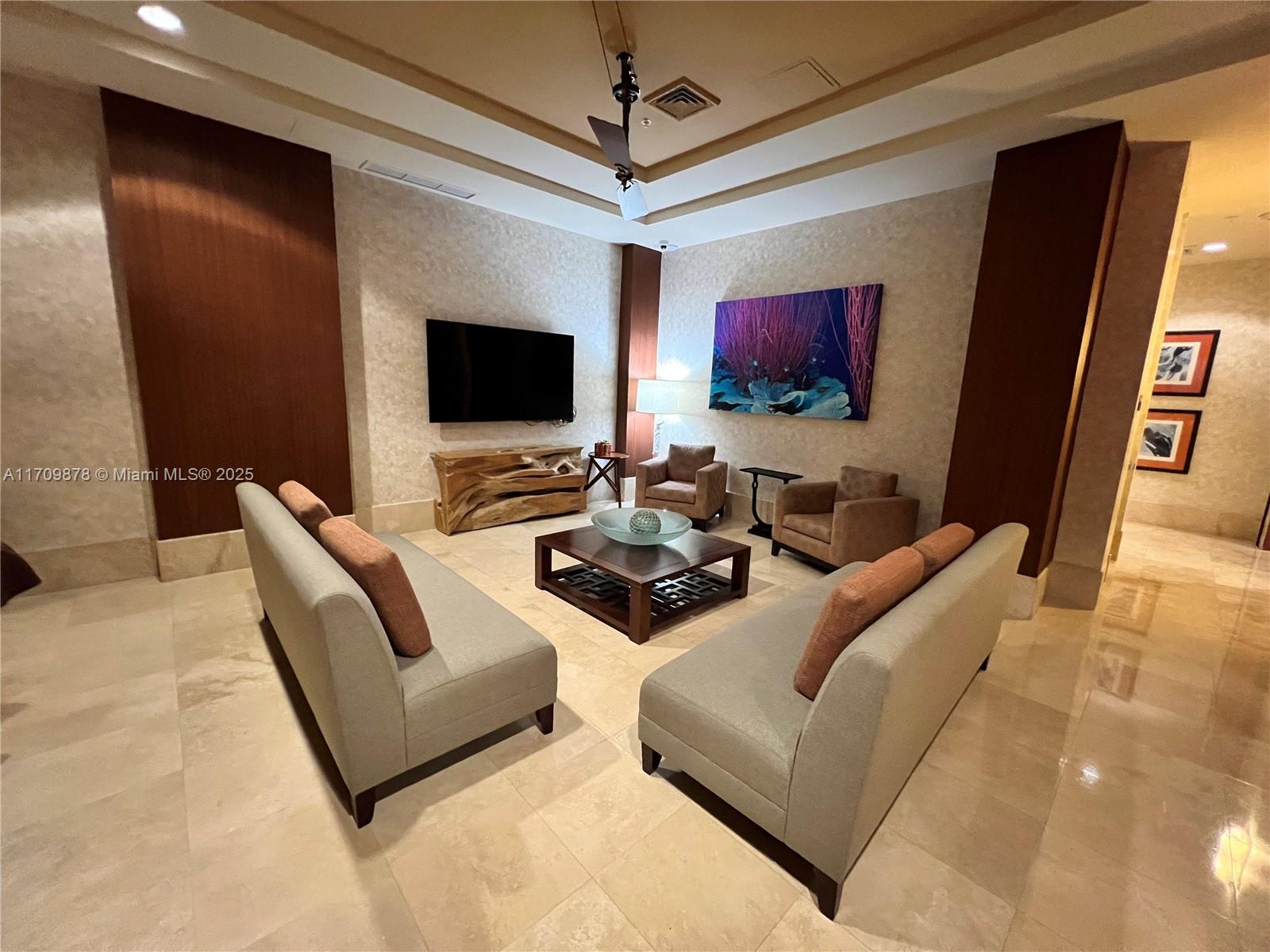 OCEAN MARINE YACHT CLUB C - Residential