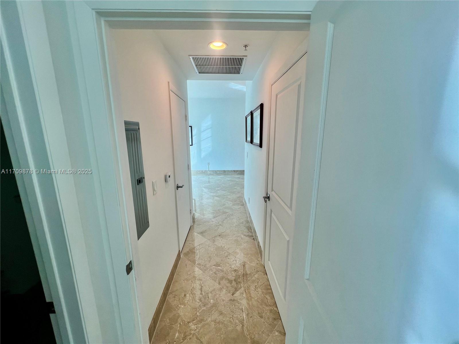 OCEAN MARINE YACHT CLUB C - Residential