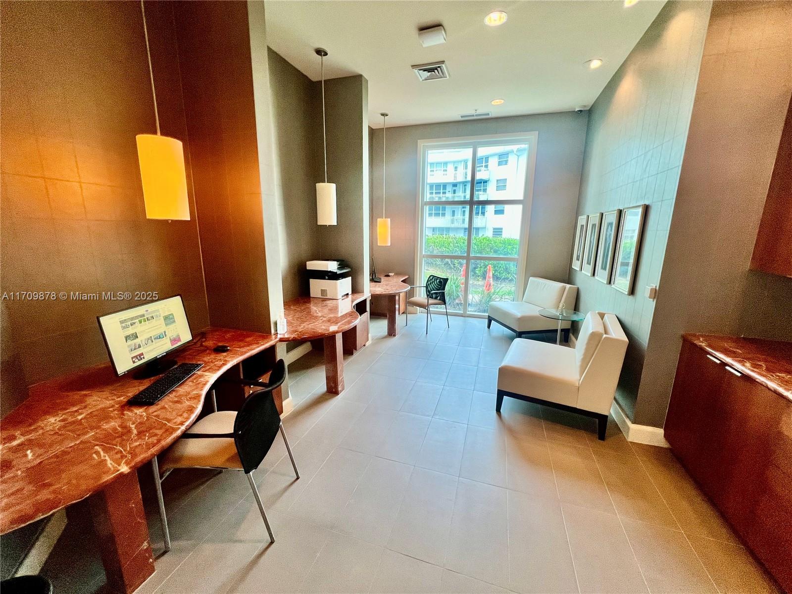 OCEAN MARINE YACHT CLUB C - Residential